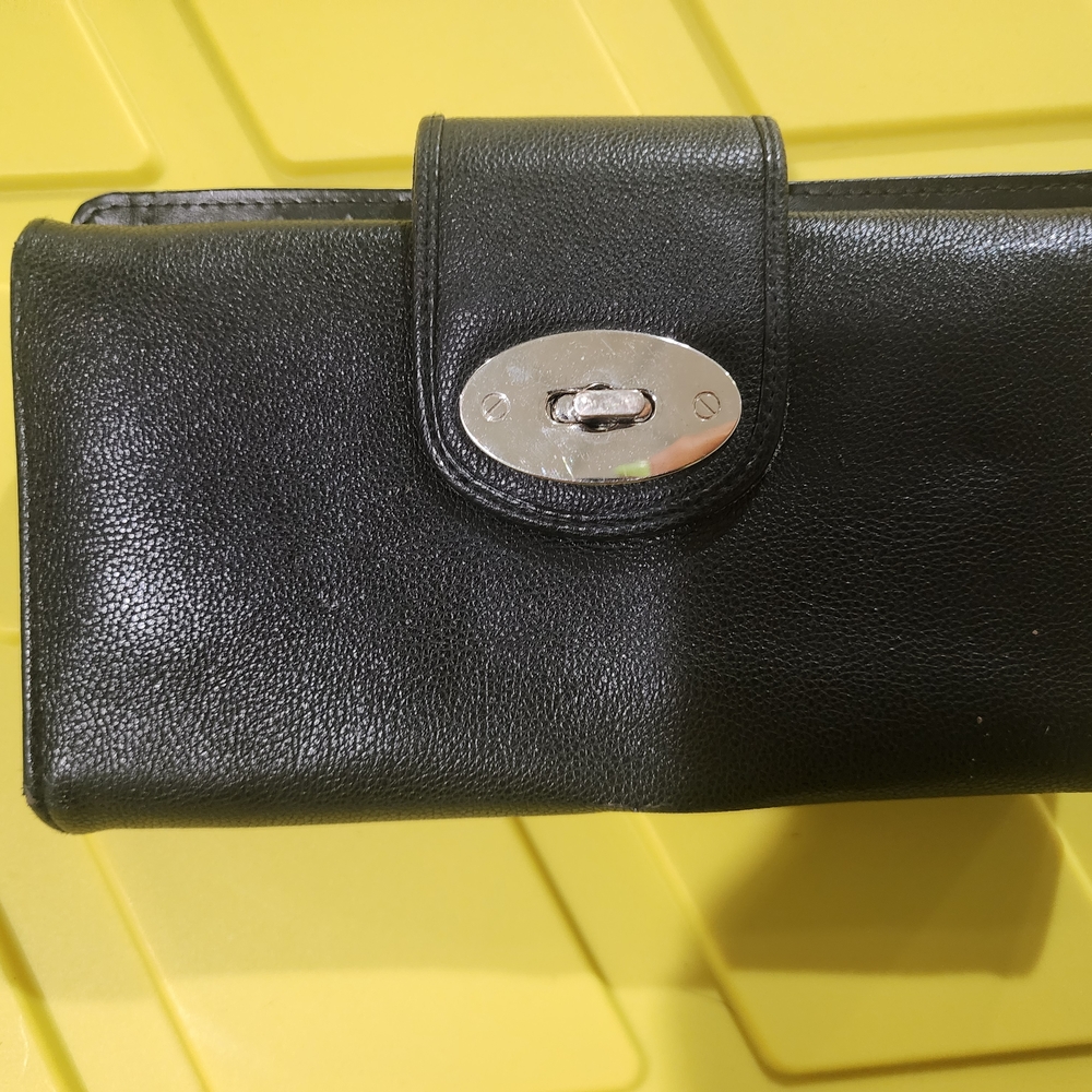 Black Leather Wallet with Silver Clasp